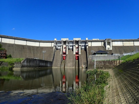 ダム・水路施設等の定期点検